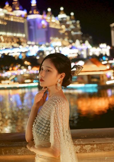 裸画情缘_1080P在线视频观看